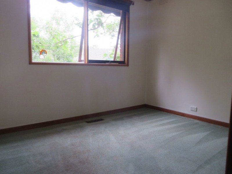 17 Kerr Crescent, Montrose VIC 3765