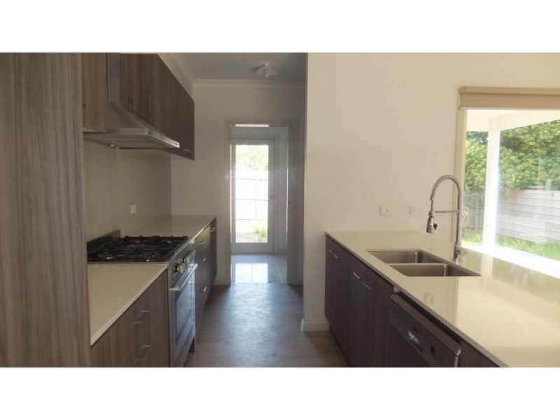 7B View Street, Wandin North VIC 3139