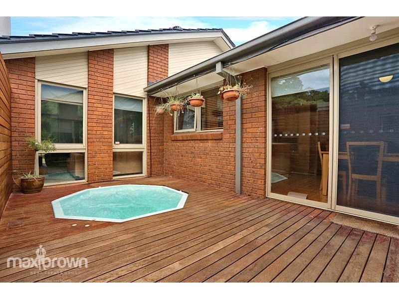 13 Copeland Drive, Montrose VIC 3765