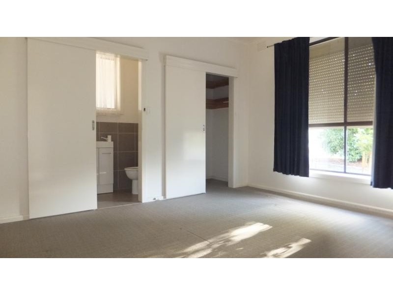 44 Jarvis Avenue, Croydon VIC 3136