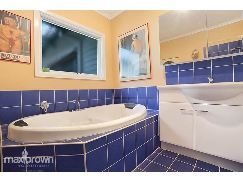 50 Marion Ave, Kilsyth VIC 3137