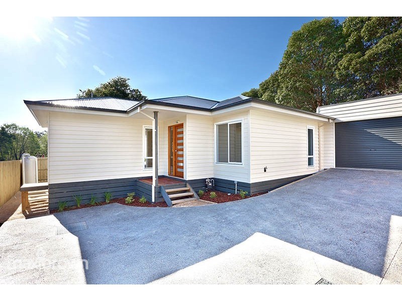 5a Wyuna Walk, Mooroolbark VIC 3138