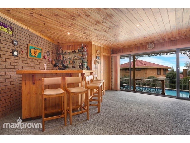 4 Gill Place, Mooroolbark VIC 3138