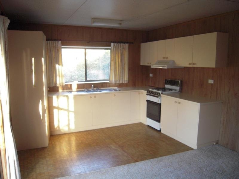 3A East Court, Croydon VIC 3136