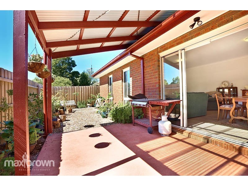55a Dryden Concourse, Mooroolbark VIC 3138