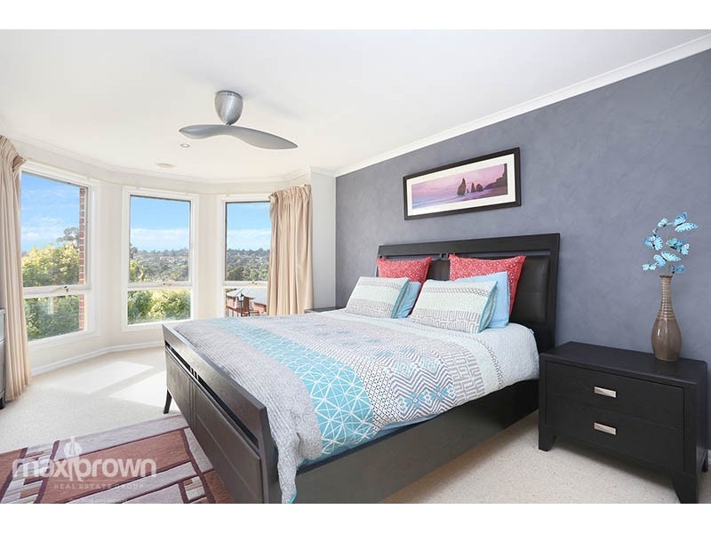 63 Yarra Valley Boulevard, Chirnside Park VIC 3116