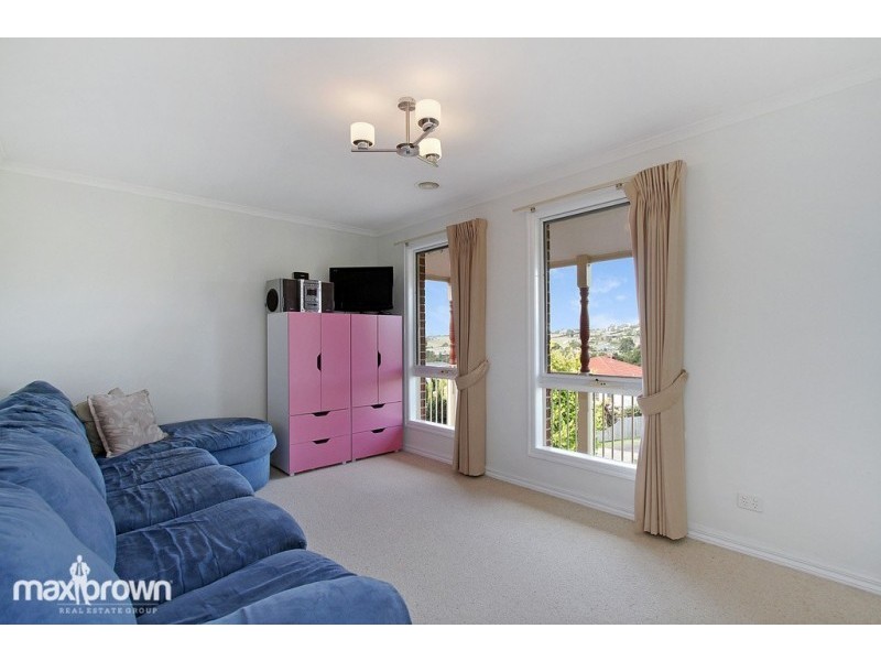 63 Yarra Valley Boulevard, Chirnside Park VIC 3116