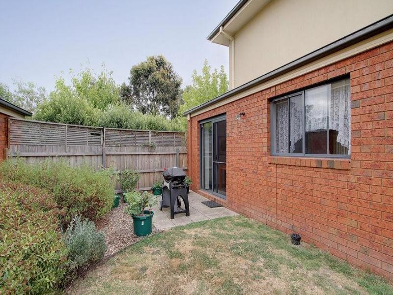 1/38 Pascoe Avenue, Croydon VIC 3136
