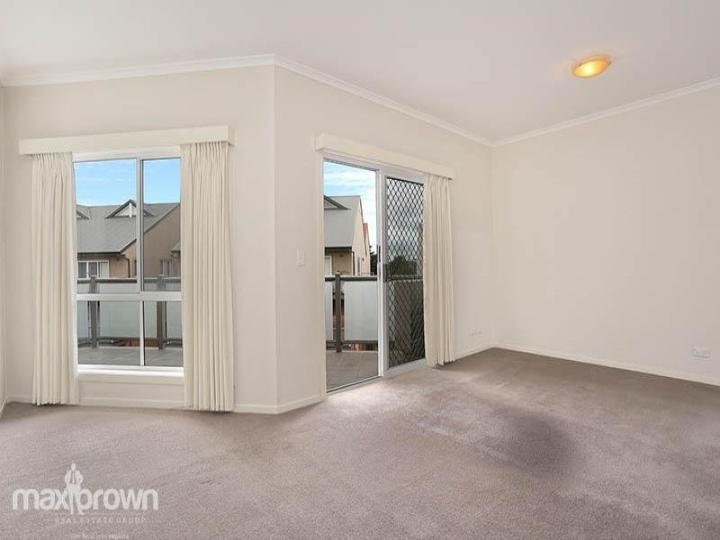 26/13-15 Hewish Road, Croydon VIC 3136