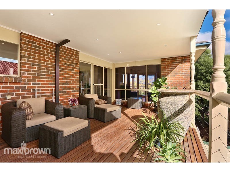 9 Parkview Terrace, Chirnside Park VIC 3116