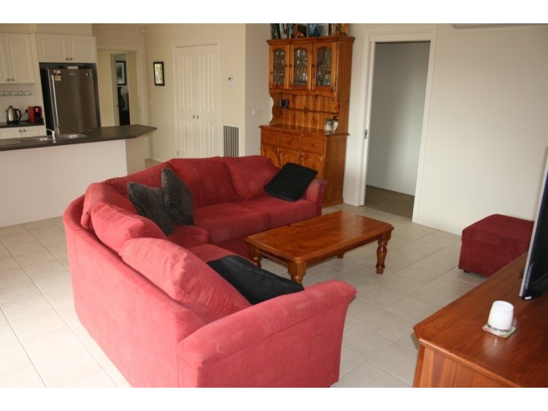 13 Classic Drive, Mooroolbark VIC 3138