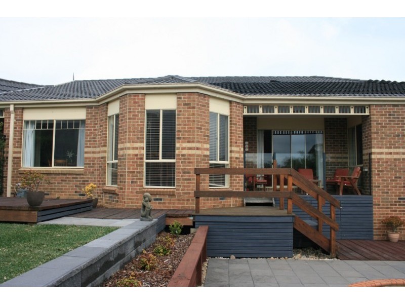 13 Classic Drive, Mooroolbark VIC 3138