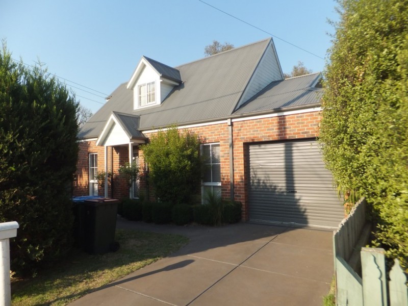 20 Gary Court, Croydon VIC 3136