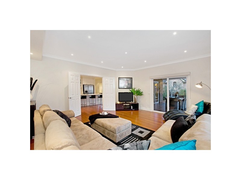 24 High Tor, Mooroolbark VIC 3138
