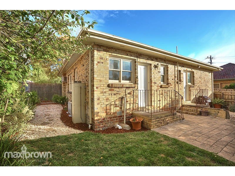 1/67 Hull Road, Croydon VIC 3136
