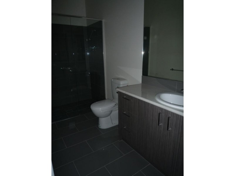 1/8 Kitchener Road, Croydon VIC 3136