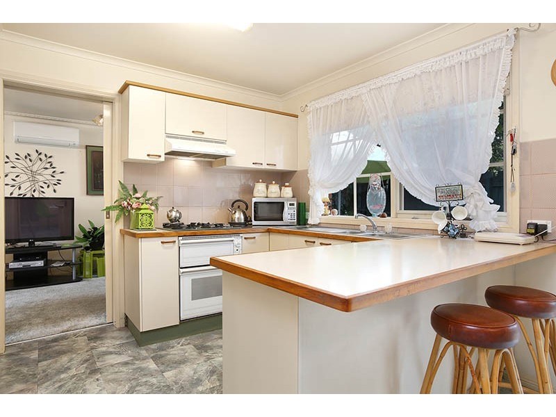 1/2 Rangeview Road, Boronia VIC 3155