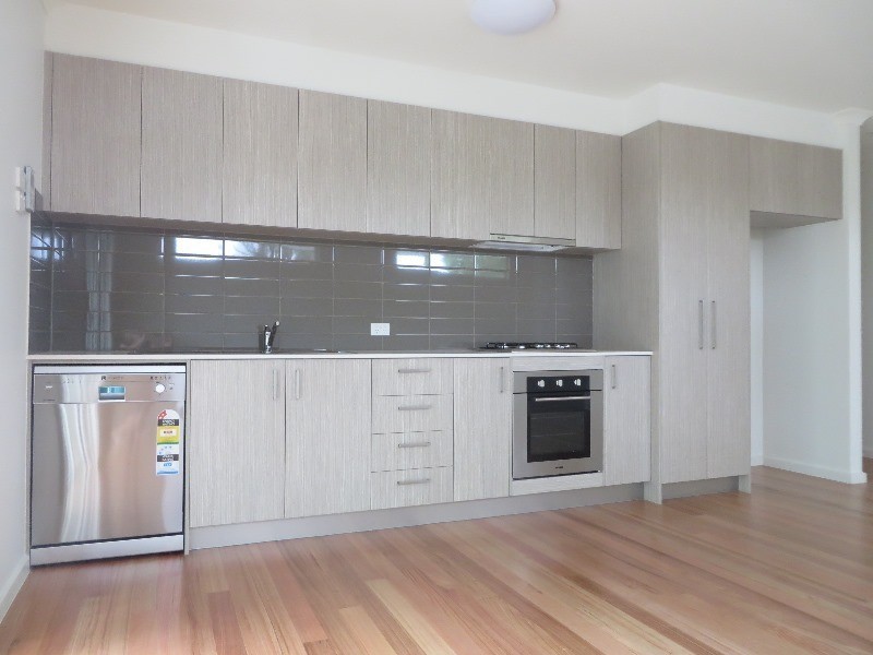 6/17 Landale Avenue, Croydon VIC 3136