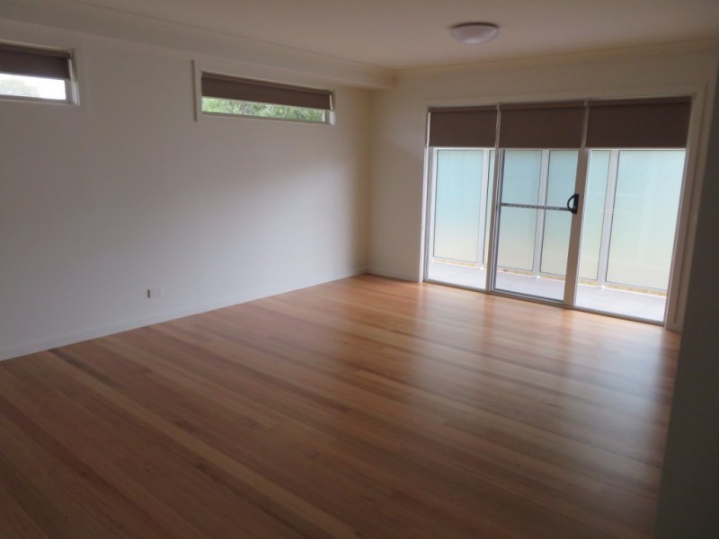 6/17 Landale Avenue, Croydon VIC 3136