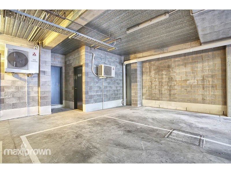 34/13-15 Hewish Road (off Lacey St), Croydon VIC 3136
