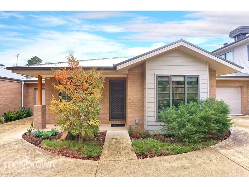 2/12 Lena Grove, Ringwood VIC 3134
