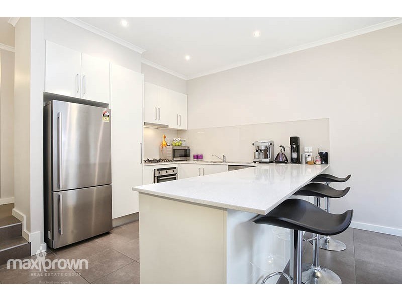 2/12 Lena Grove, Ringwood VIC 3134