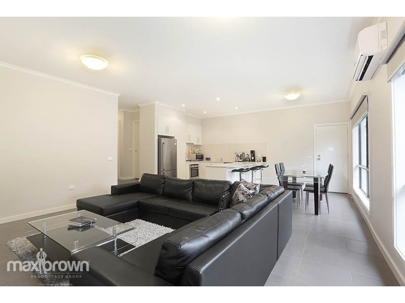 2/12 Lena Grove, Ringwood VIC 3134