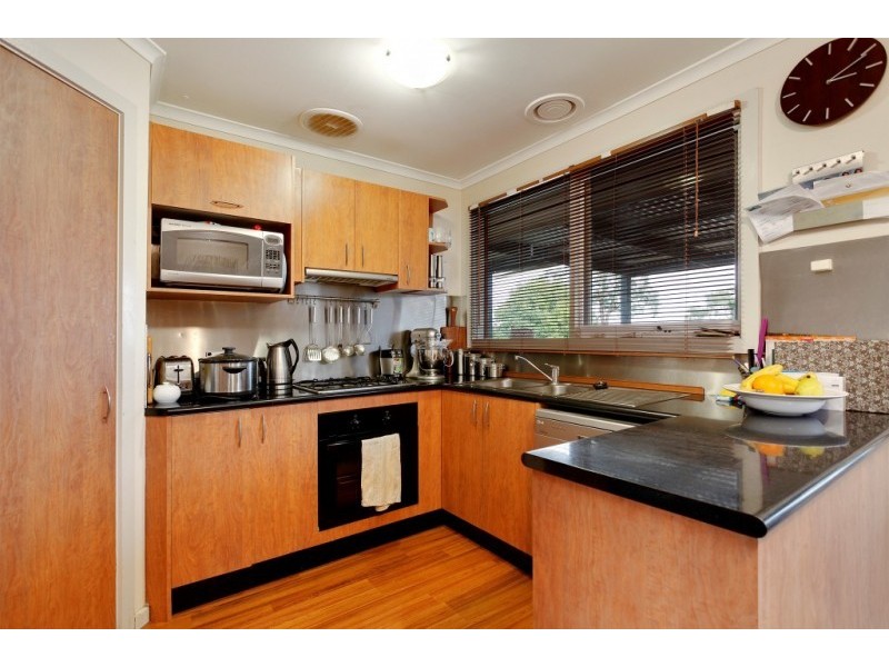 31 Sugarloaf Drive, Chirnside Park VIC 3116