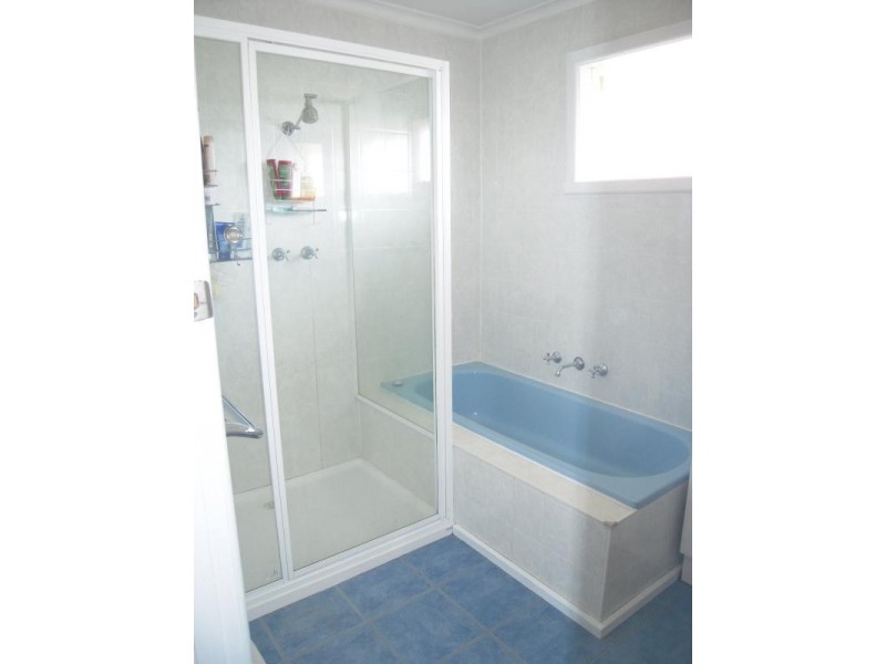 16 Greenville Street, Mooroolbark VIC 3138