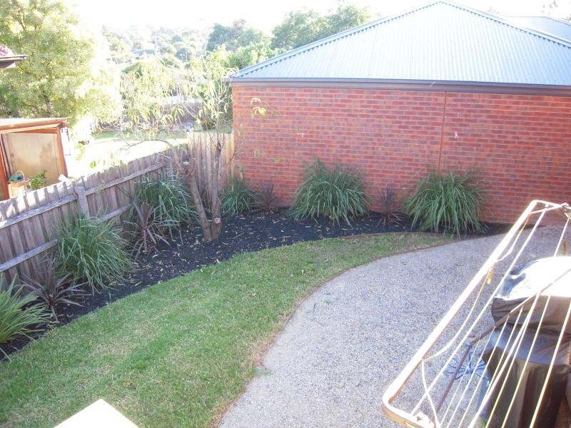 16 Greenville Street, Mooroolbark VIC 3138