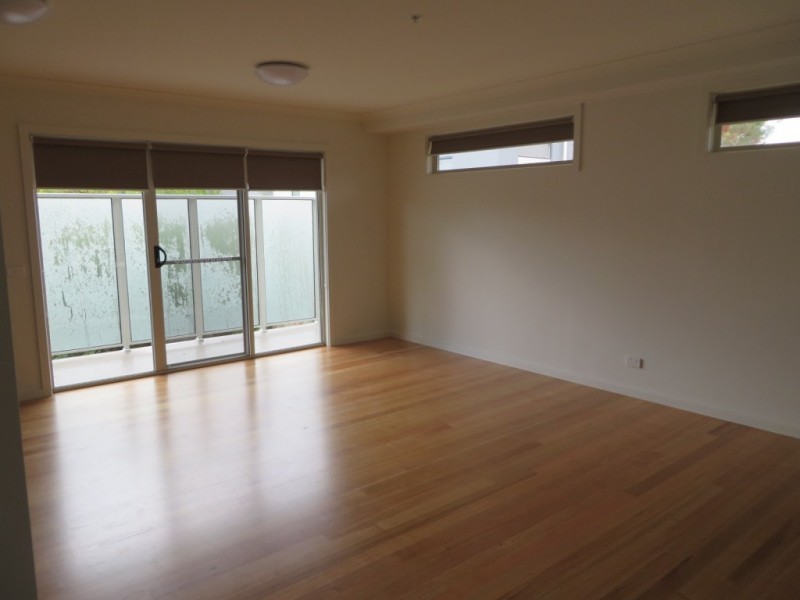 5/17 Landale Avenue, Croydon VIC 3136