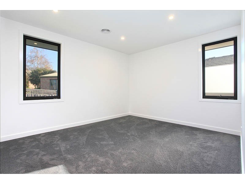 9 Royadie Rise at 36 – 40 Peel Street, Berwick VIC 3806