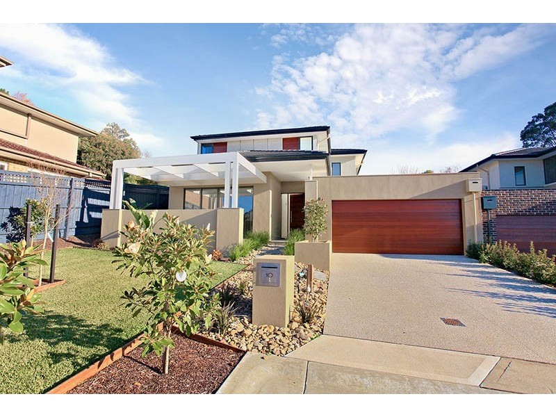 10 Royadie Rise at 36 – 40 Peel Street, Berwick VIC 3806