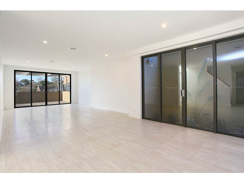 10 Royadie Rise at 36 – 40 Peel Street, Berwick VIC 3806