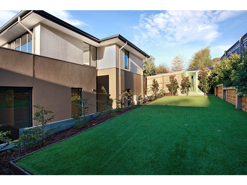 10 Royadie Rise at 36 – 40 Peel Street, Berwick VIC 3806