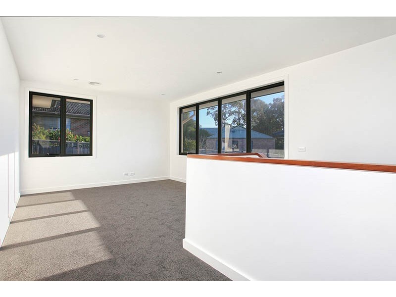 10 Royadie Rise at 36 – 40 Peel Street, Berwick VIC 3806