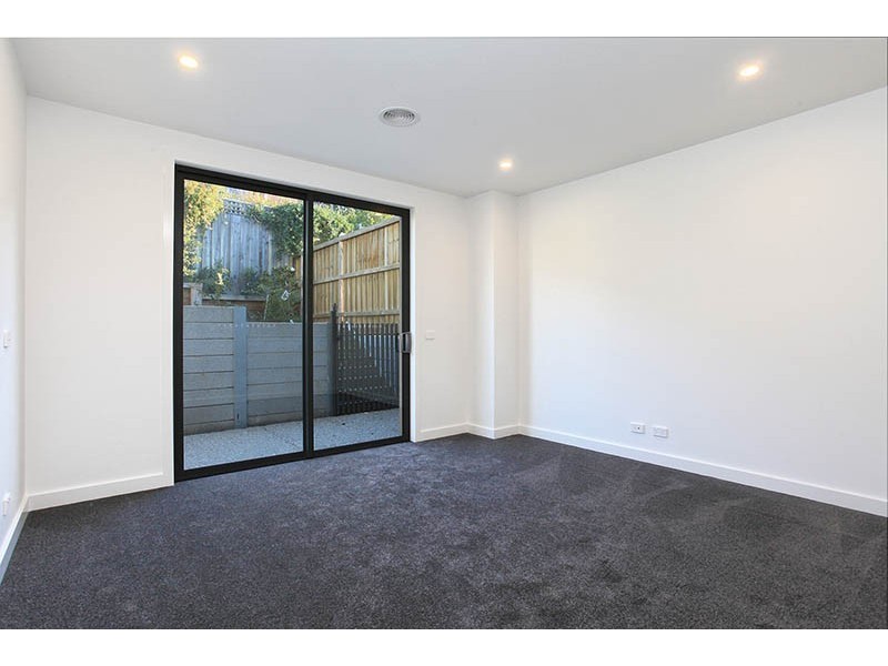 10 Royadie Rise at 36 – 40 Peel Street, Berwick VIC 3806