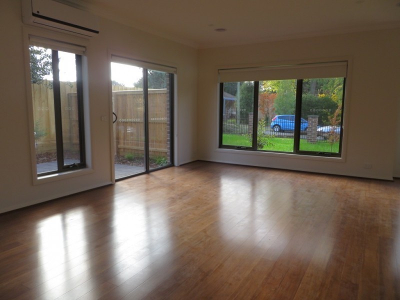 4A Branch Road, Croydon South VIC 3136