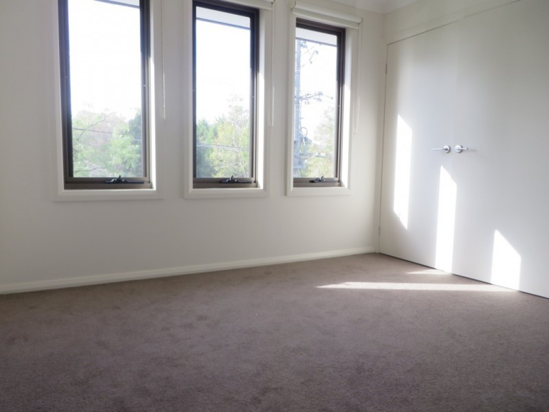 4A Branch Road, Croydon South VIC 3136