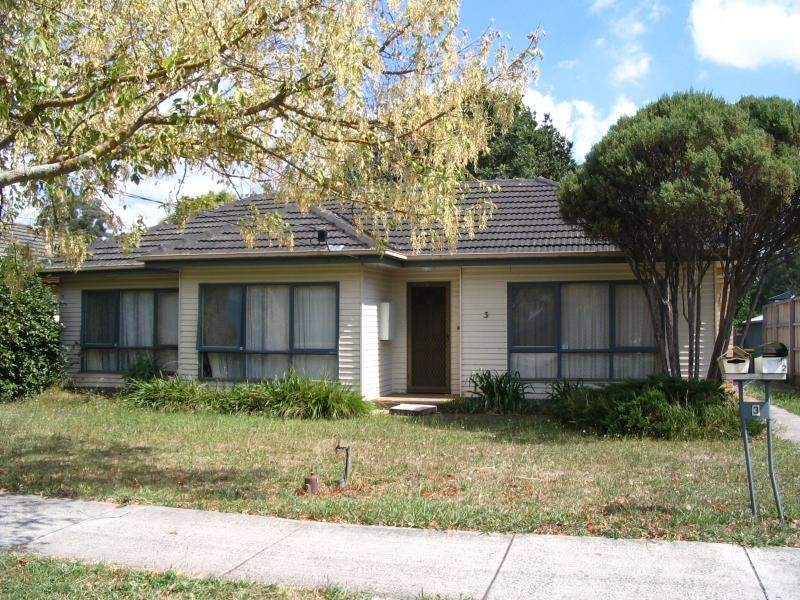 3 Esther Crescent, Mooroolbark VIC 3138