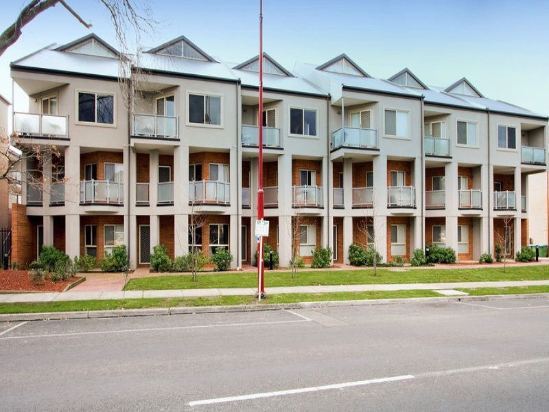 72/13-15 Hewish Road, Croydon VIC 3136