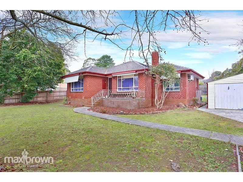 35 Woodland Ave, Croydon VIC 3136