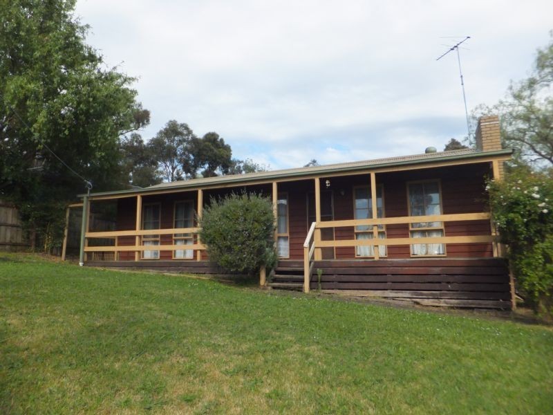 3 Read Road, Seville VIC 3139