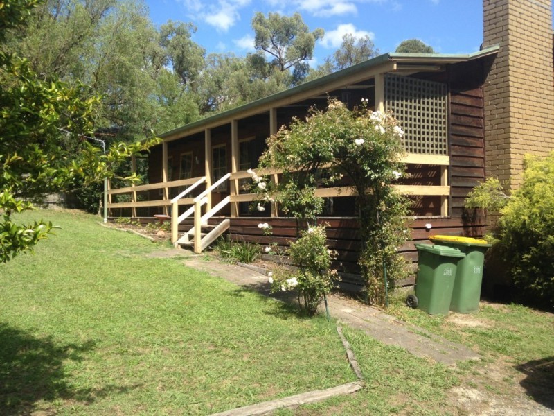 3 Read Road, Seville VIC 3139