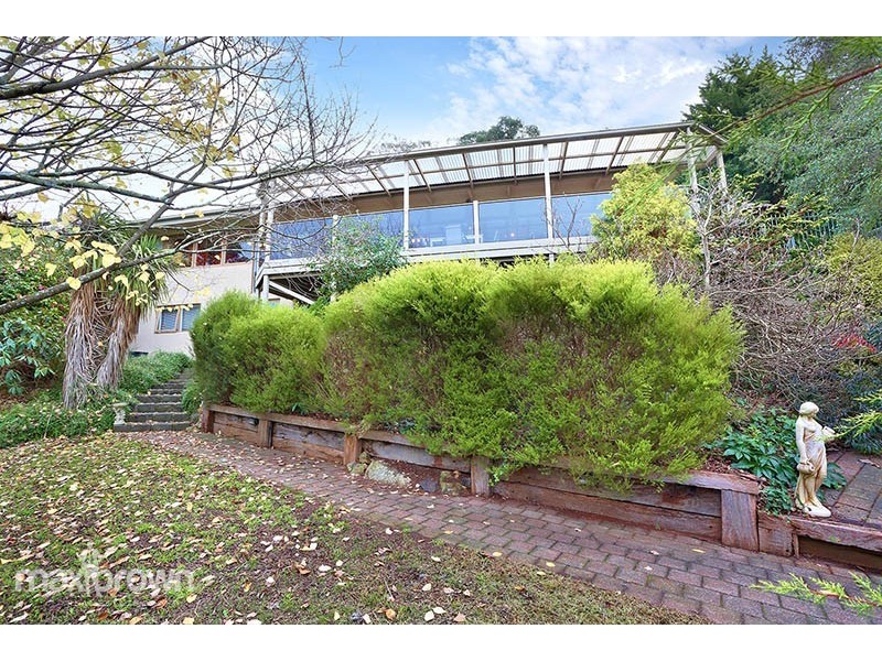 31 Smithacres Road, Montrose VIC 3765