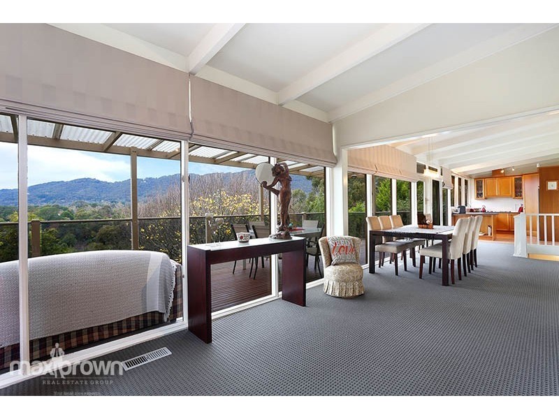 31 Smithacres Road, Montrose VIC 3765