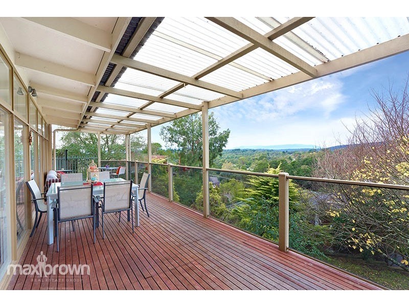 31 Smithacres Road, Montrose VIC 3765