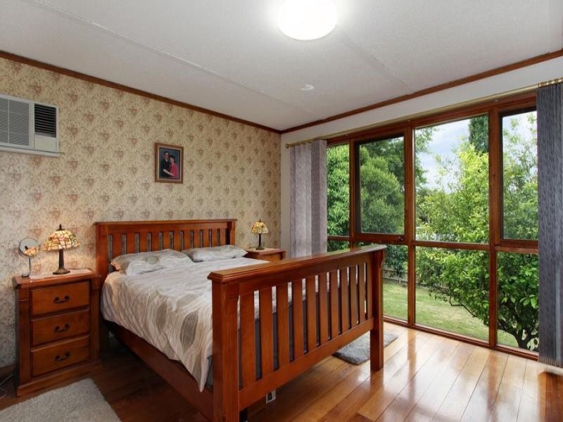 35 Timms Avenue, Croydon VIC 3136