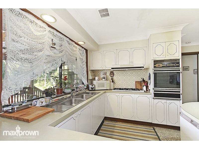 27 Actoal Drive, Montrose VIC 3765