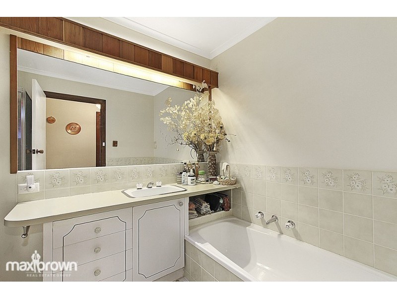 27 Actoal Drive, Montrose VIC 3765